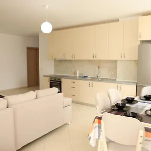New Boulevard Moderno A Apartament Tirana
